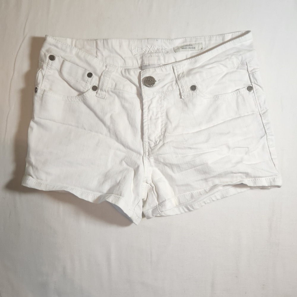 Becky B Jeans Angie Mid Rise White Denim Shorts Studded Size 28 Stretch Cotton